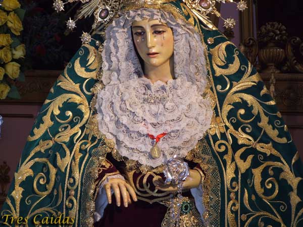 Que hormona es necesaria para el aumento del pecho